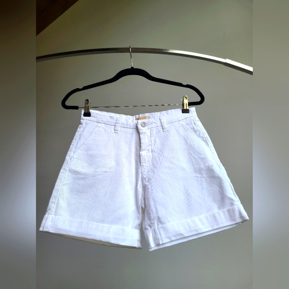 Barbour White Chino Cuffed Shorts 6"